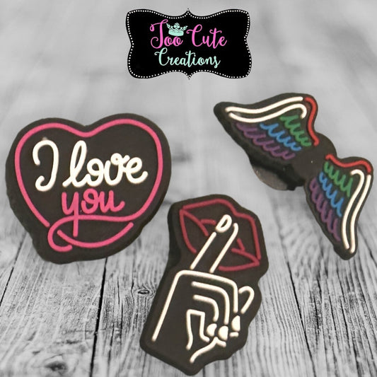 I Love You, Ángel Wings, Shhhh, Retro/Neon Theme Croc Charm Set